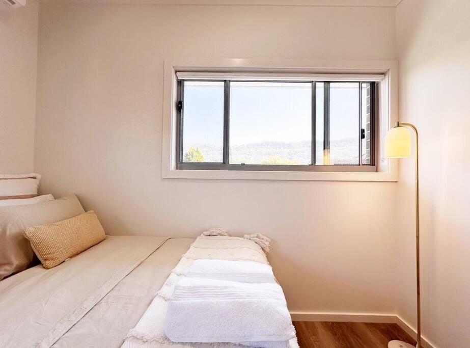 Coastlight - Modern Beachside In Apartment Woonona